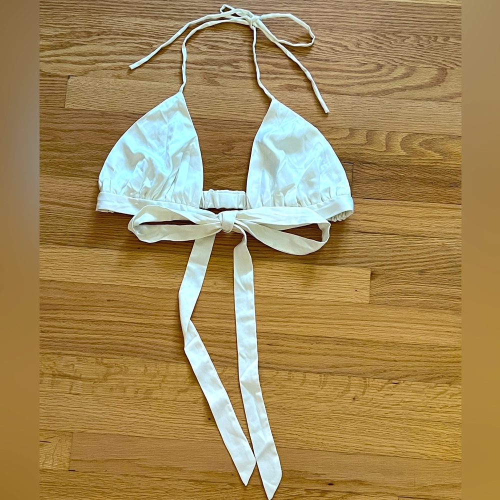 FashionNova Tie Top Whit Satin NEW Large